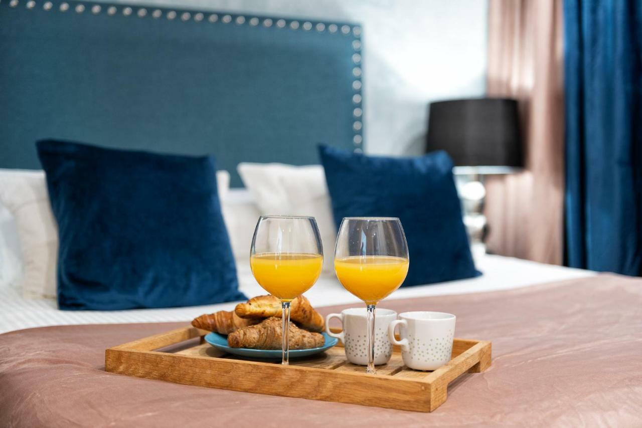 Marbella First Line Beach 외부 사진